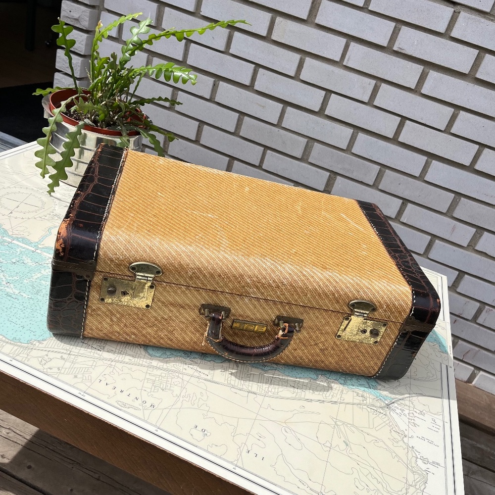 Vintage 40s Tweed JCE Suitcase with Leather Trimming